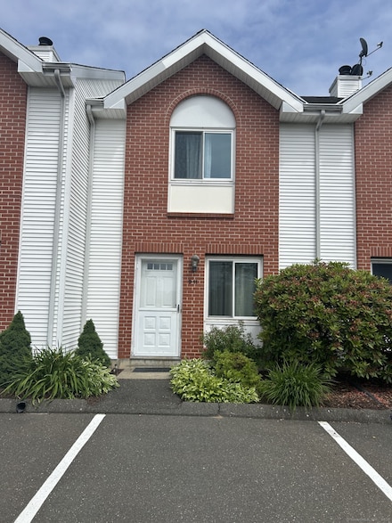 585 Park Rd Unit 9-11, Waterbury, CT 06708