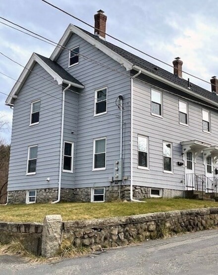 44 Elm St, Whitinsville, MA 01588