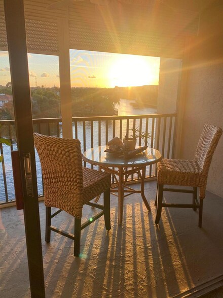 22 Royal Palm Way Unit 504, Boca Raton, FL 33432