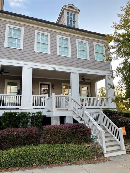 258 Thomas Green Blvd, Clemson, SC 29631