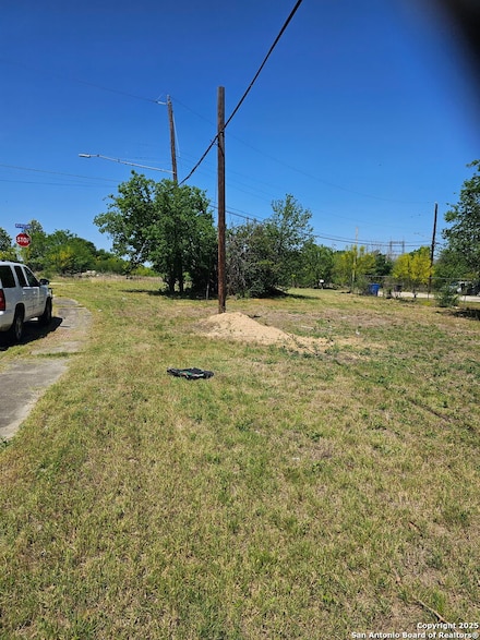 922 Hampton St, San Antonio, TX 78220