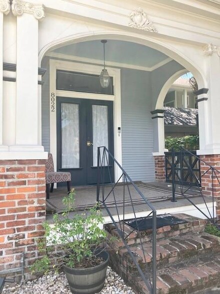 8022 Spruce St, New Orleans, LA 70118