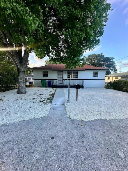 2251 NW 60th St, Miami, FL 33142