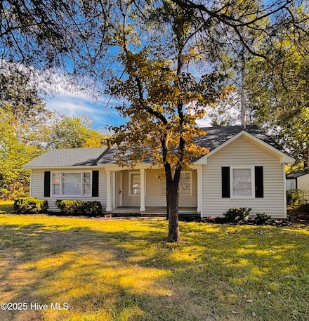 603 Lees Mill Rd, Laurinburg, NC 28352