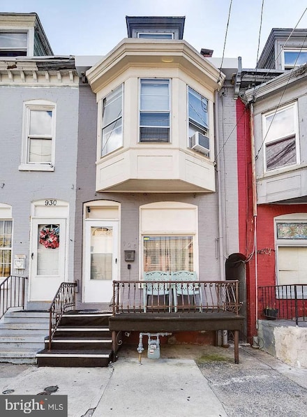 928 Muhlenberg St, Reading, PA 19602