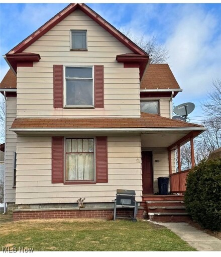 155 Riverside Dr, Ashtabula, OH 44004
