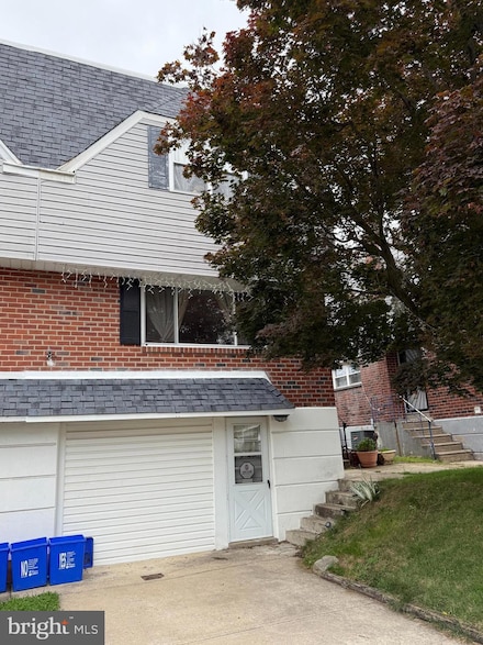9028 Brous Ave, Philadelphia, PA 19152
