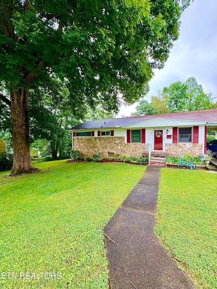 103 Albany Rd, Oak Ridge, TN 37830