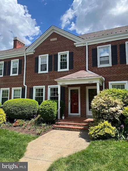 2861 S Abingdon St, Arlington, VA 22206