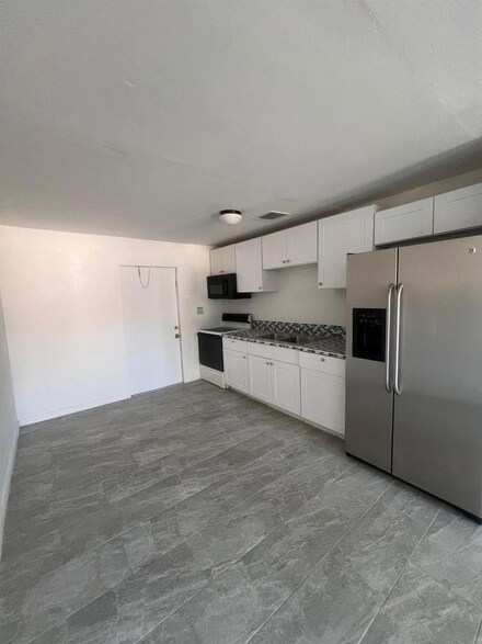 414 N 18th St, Fort Pierce, FL 34950