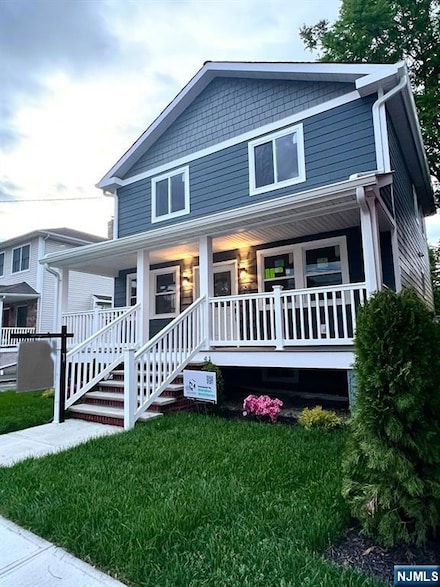 79 Van Winkle Ave, Hawthorne, NJ 07506