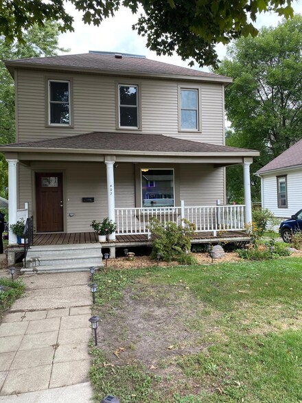 407 E 3rd St, Albert Lea, MN 56007