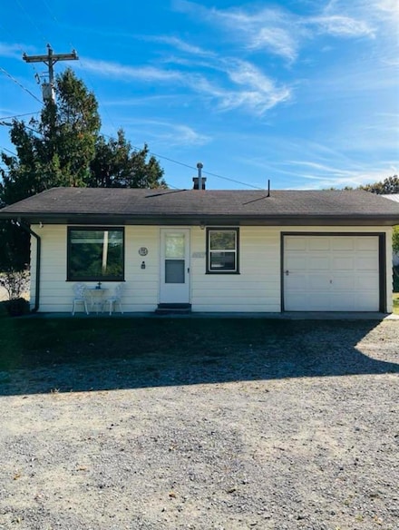 199 Gasoline Alley, Houghton Lake, MI 48629