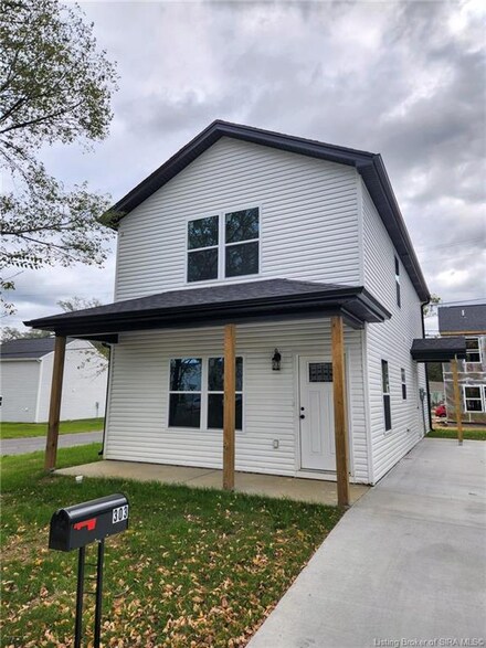 303 Fairfield Ave, Charlestown, IN 47111