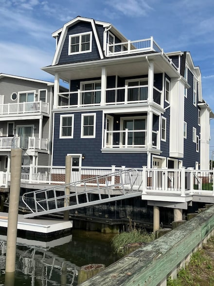 4420 Park Rd, Sea Isle City, NJ 08243