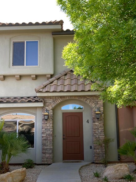 2075 S Sir Monte Dr, Saint George, UT 84770