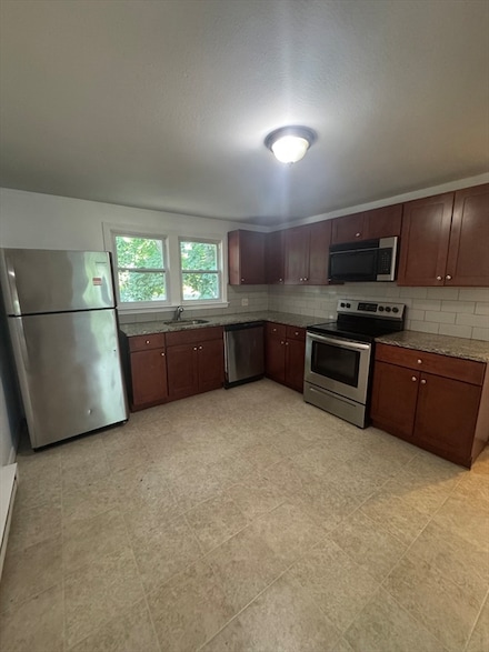 10 County St Unit 3, Mansfield, MA 02048
