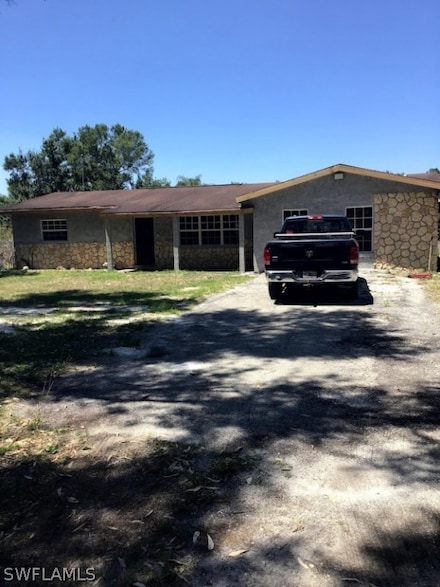 826 B Rd, Labelle, FL 33935