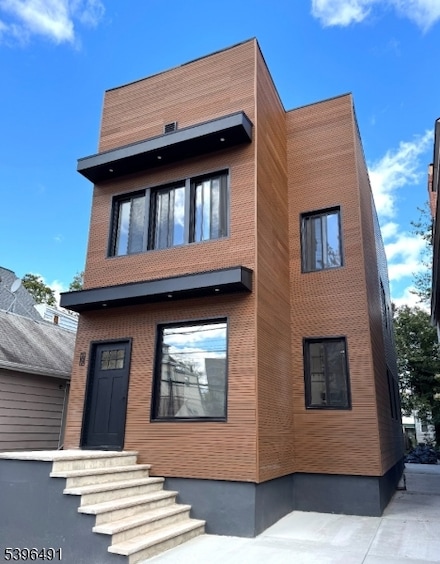 167 Chapman St, Orange, NJ 07050