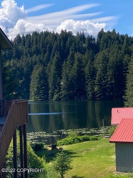 3274 Arctic Tern St, Kodiak, AK 99615