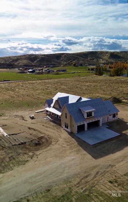 6677 Sophie Ln, Emmett, ID 83617