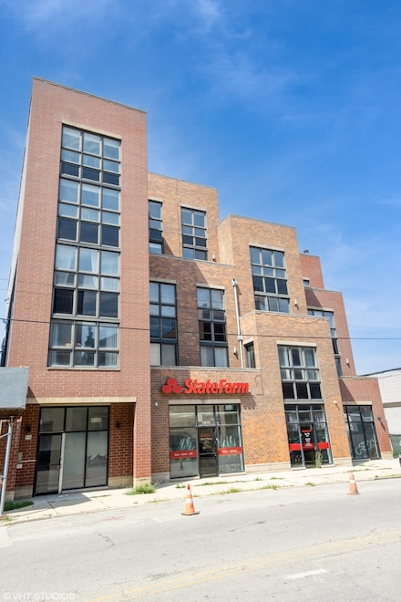 1610 W Grand Ave Unit 2A, Chicago, IL 60622