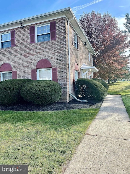 1 Kerwick Ct, North Wales, PA 19454