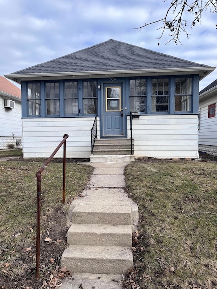 530 S 66th St, Milwaukee, WI 53214