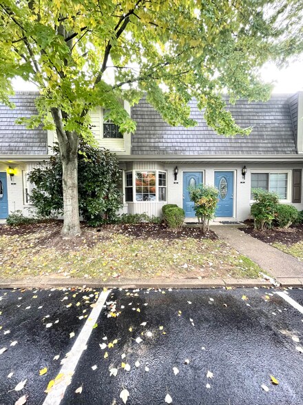 182 Regency Point Path, Lexington, KY 40503
