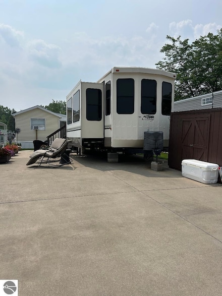 3675 E Michigan Ave, Au Gres, MI 48703