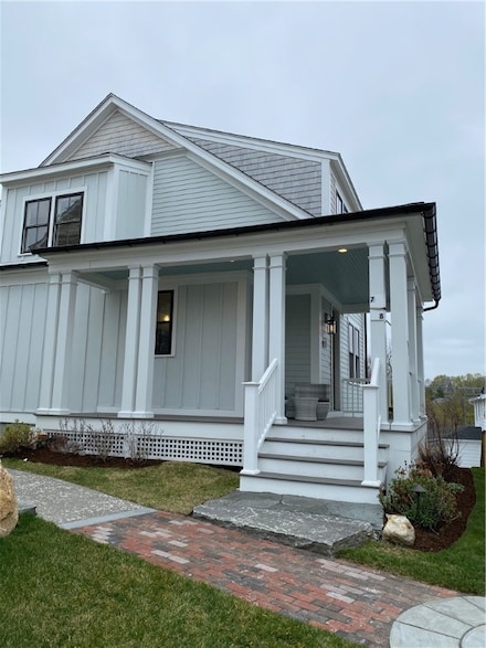 15 Castle St Unit 7, East Greenwich, RI 02818