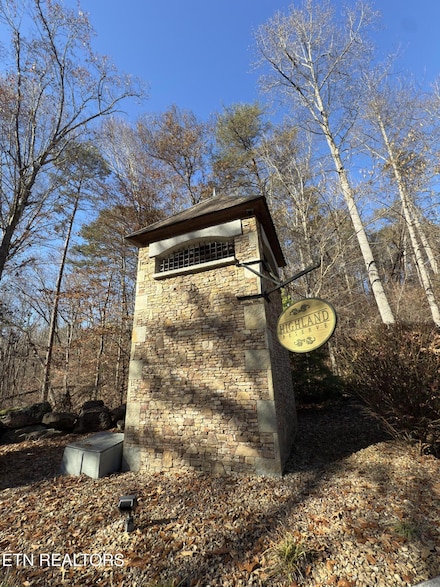 527 Enclave Way, Kingston, TN 37763