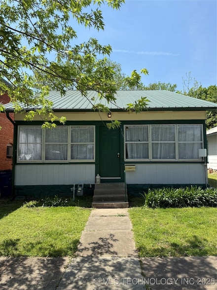 905 Leahy Ave, Pawhuska, OK 74056