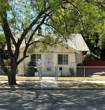 915 Pacific St, Bakersfield, CA 93305
