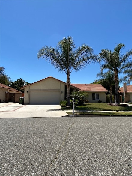 1483 Willowbrook Ln, Simi Valley, CA 93065