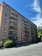 500 Salem St Unit 808, Medford, MA 02155
