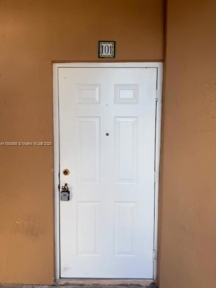 17820 NW 73rd Ave Unit 1011, Hialeah, FL 33015