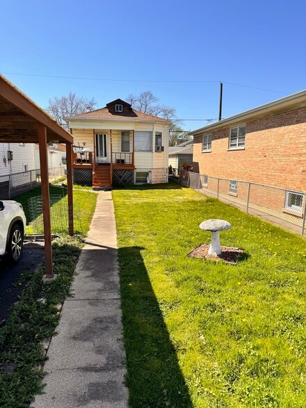 3412 N Ozark Ave, Chicago, IL 60634