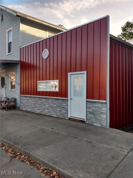 14 E Main St, Shiloh, OH 44878