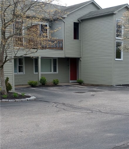 10 East St Unit 105, Cranston, RI 02920