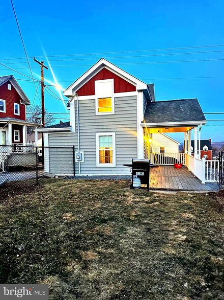 174 W 1st St, Frostburg, MD 21532