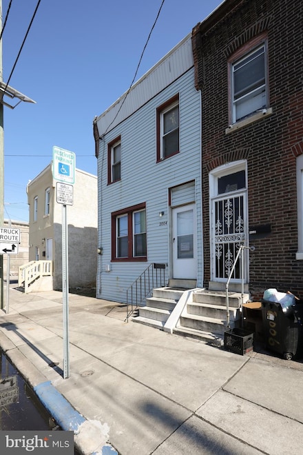 2004 S Broadway, Camden, NJ 08104