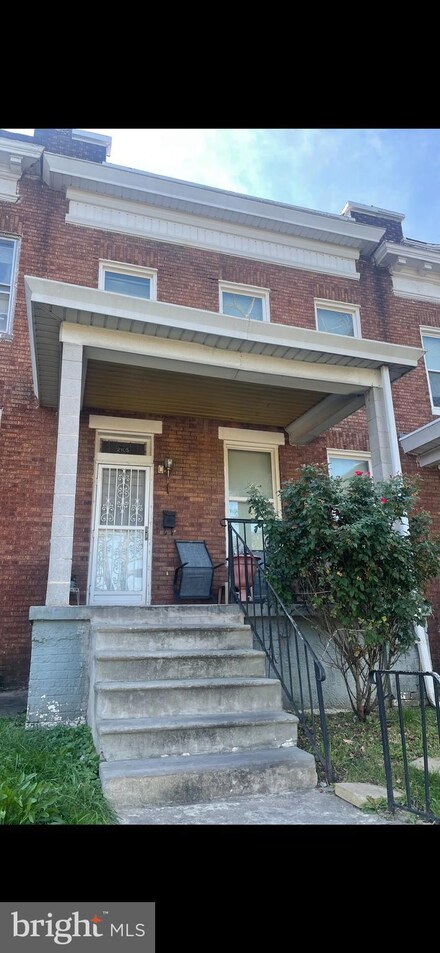 2105 Belair Rd, Baltimore, MD 21213