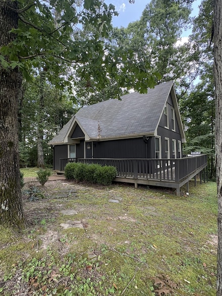 1144 Chestnut Dr, Burns, TN 37029