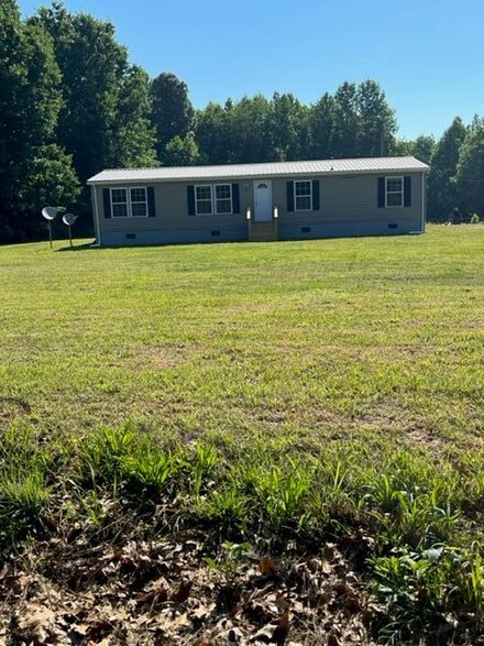 1512 Easters Rd, Boydton, VA 23917