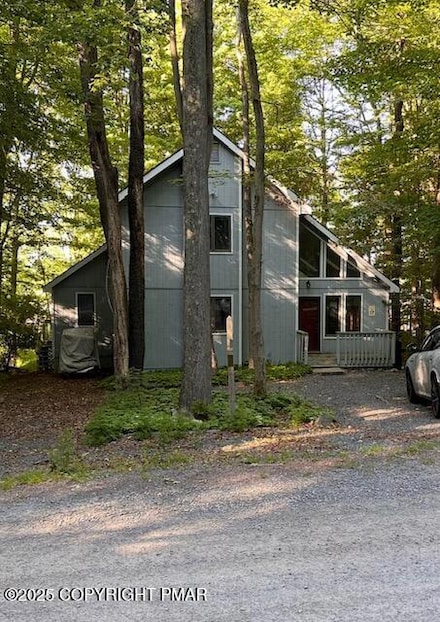 111 Mohican Trail, Pocono Lake, PA 18347
