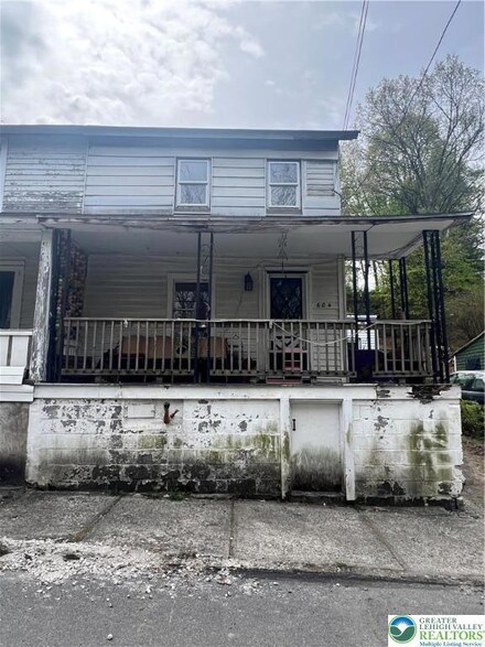 604 E Front St, Lansford, PA 18232