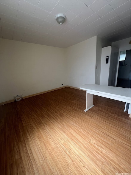 2104 Algaroba St, Honolulu, HI 96826