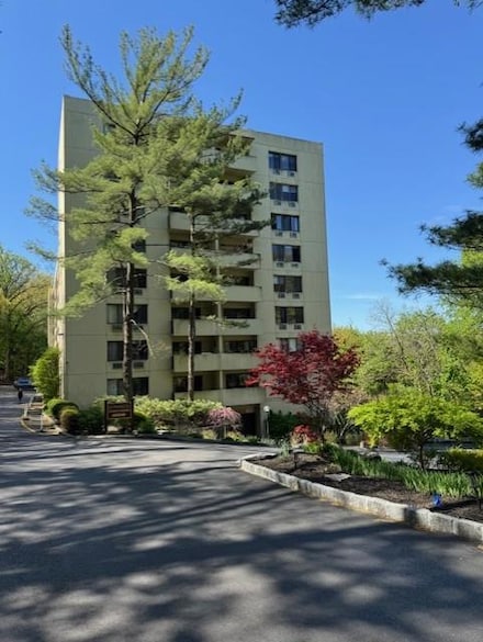 1 David Ln Unit 5E, Yonkers, NY 10701