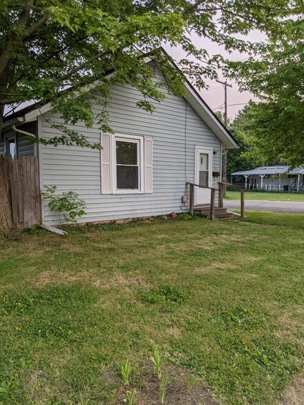 301 Emerson St, Bucyrus, OH 44820